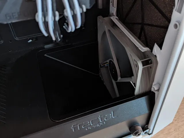 Fractal Design Meshify C - 140mm Fan Shroud Adaptor