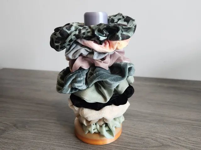 Scrunchie holder