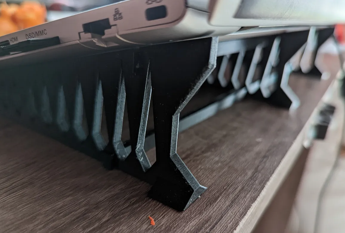 Laptop Riser by WulffN | Download free STL model | Printables.com