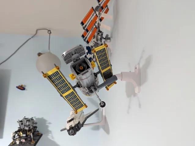 Wall mount for Lego Hubble Space Telescope