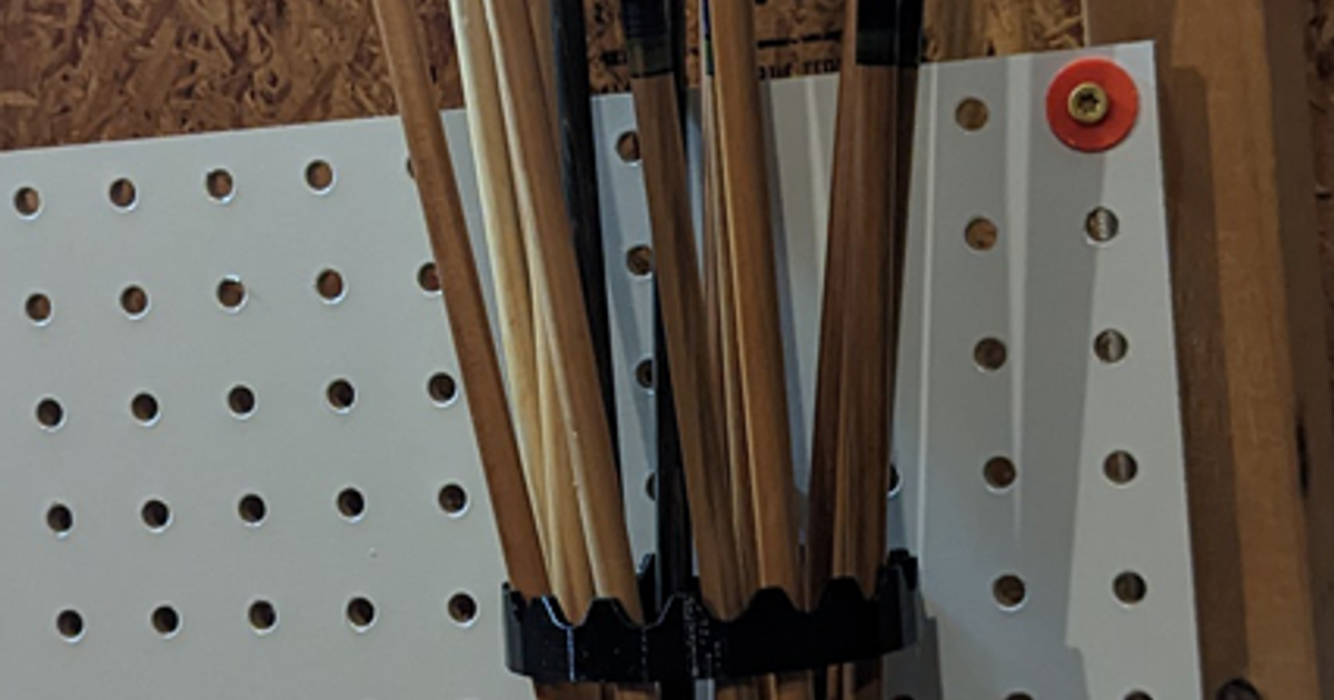 Pegboard Arrow Holder by WulffN Download free STL model