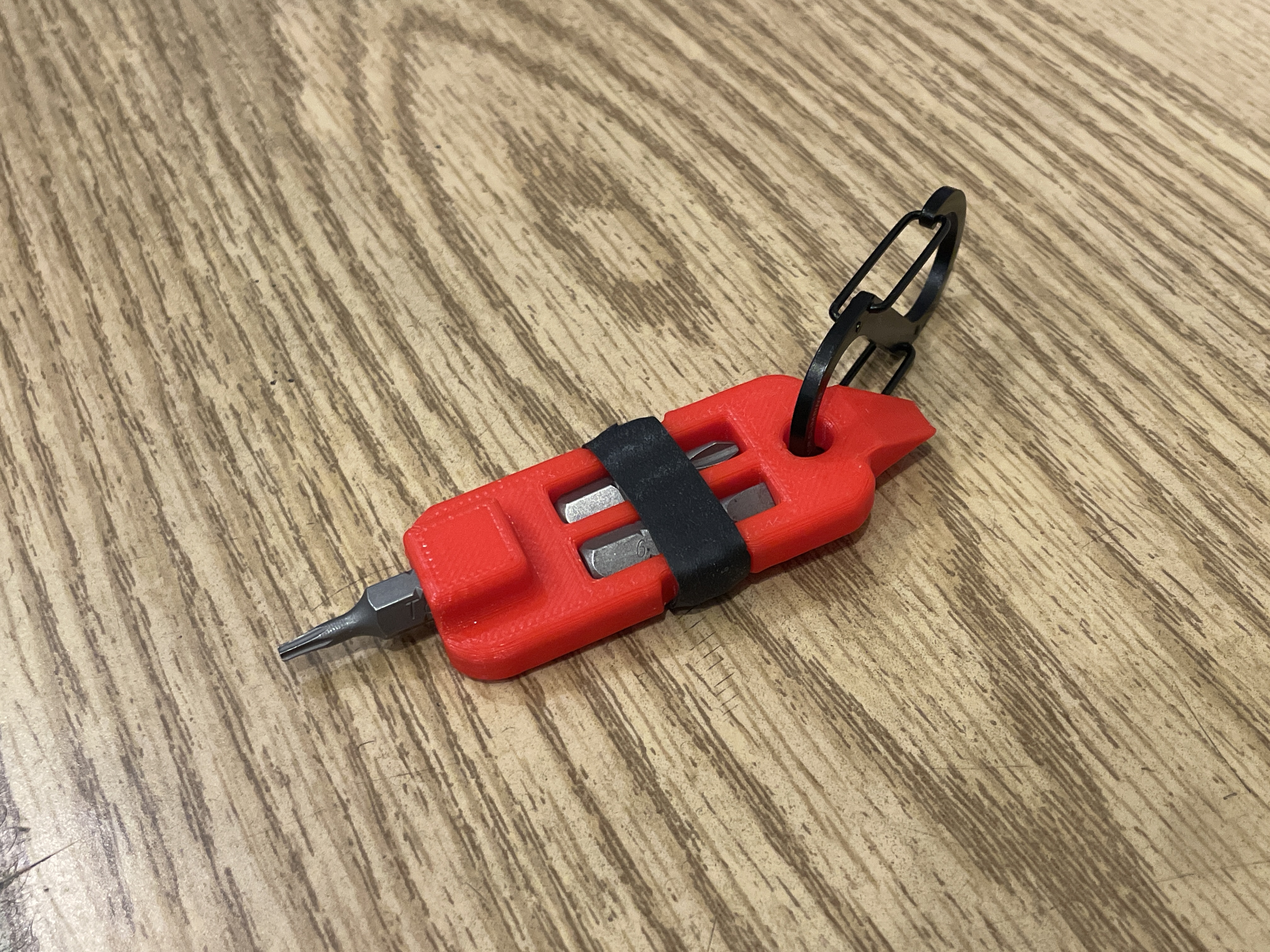 Miniatura 2 do modelo 3D Keychain 1/4" Hex Bit Multi Tool