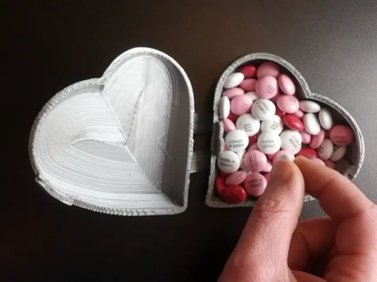 Cute Heart Container by AntOfGods | Download free STL model ...