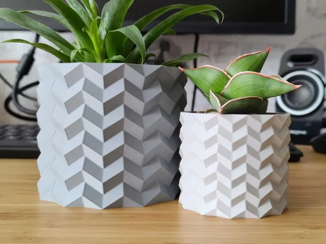Gerometrijski origami saksija i saksija za biljke