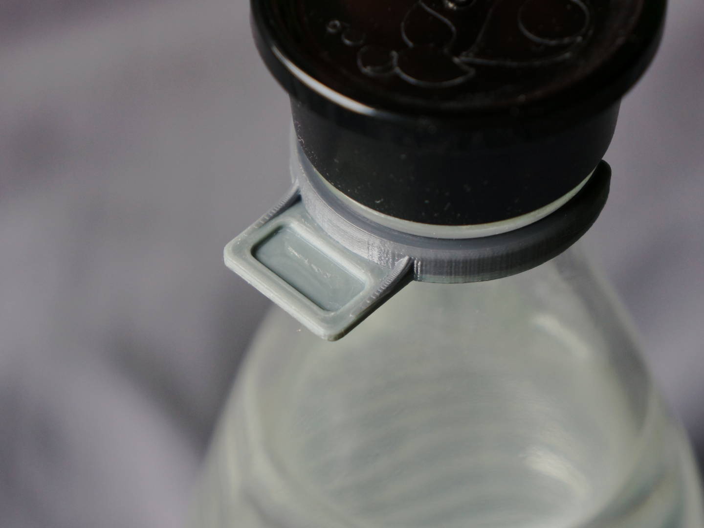 Bottle marker clip ring