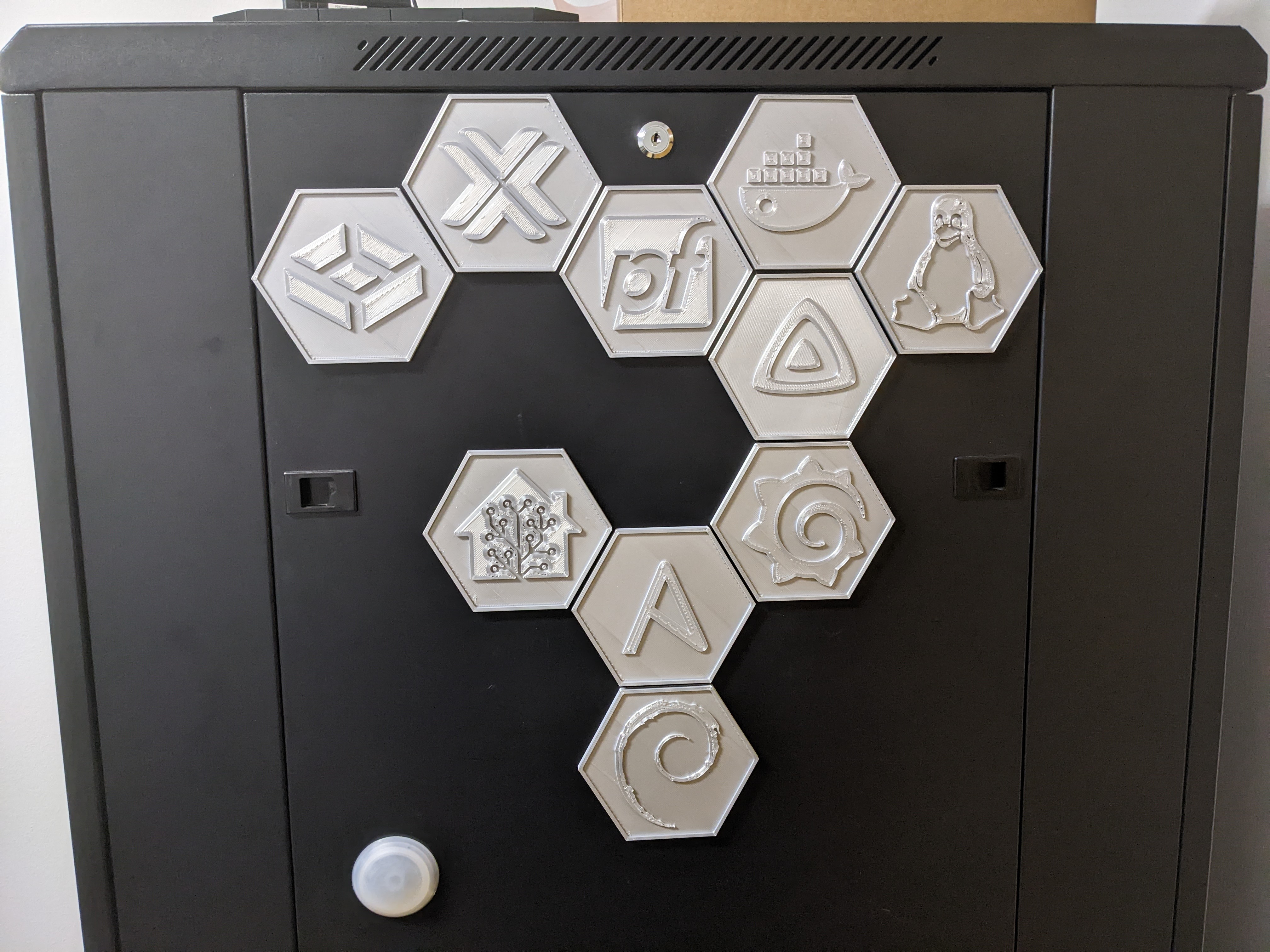 Hexagonal logo-tiles for server-racks, fridges and pc-cases