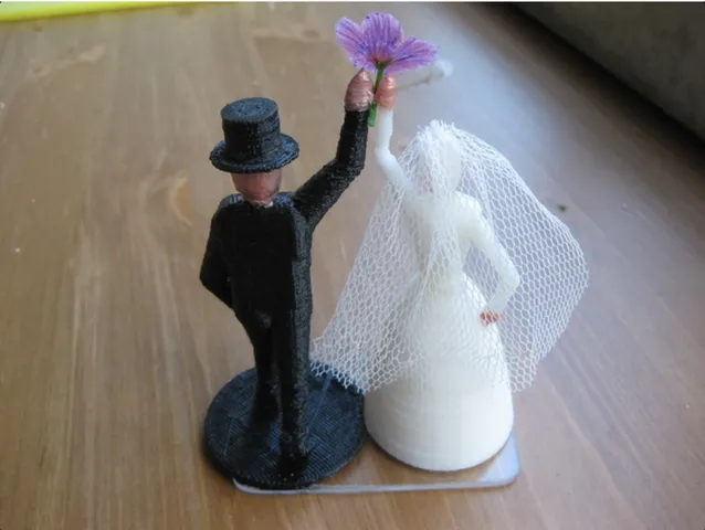 Groom And Bride 3d Wedding Cake Topper