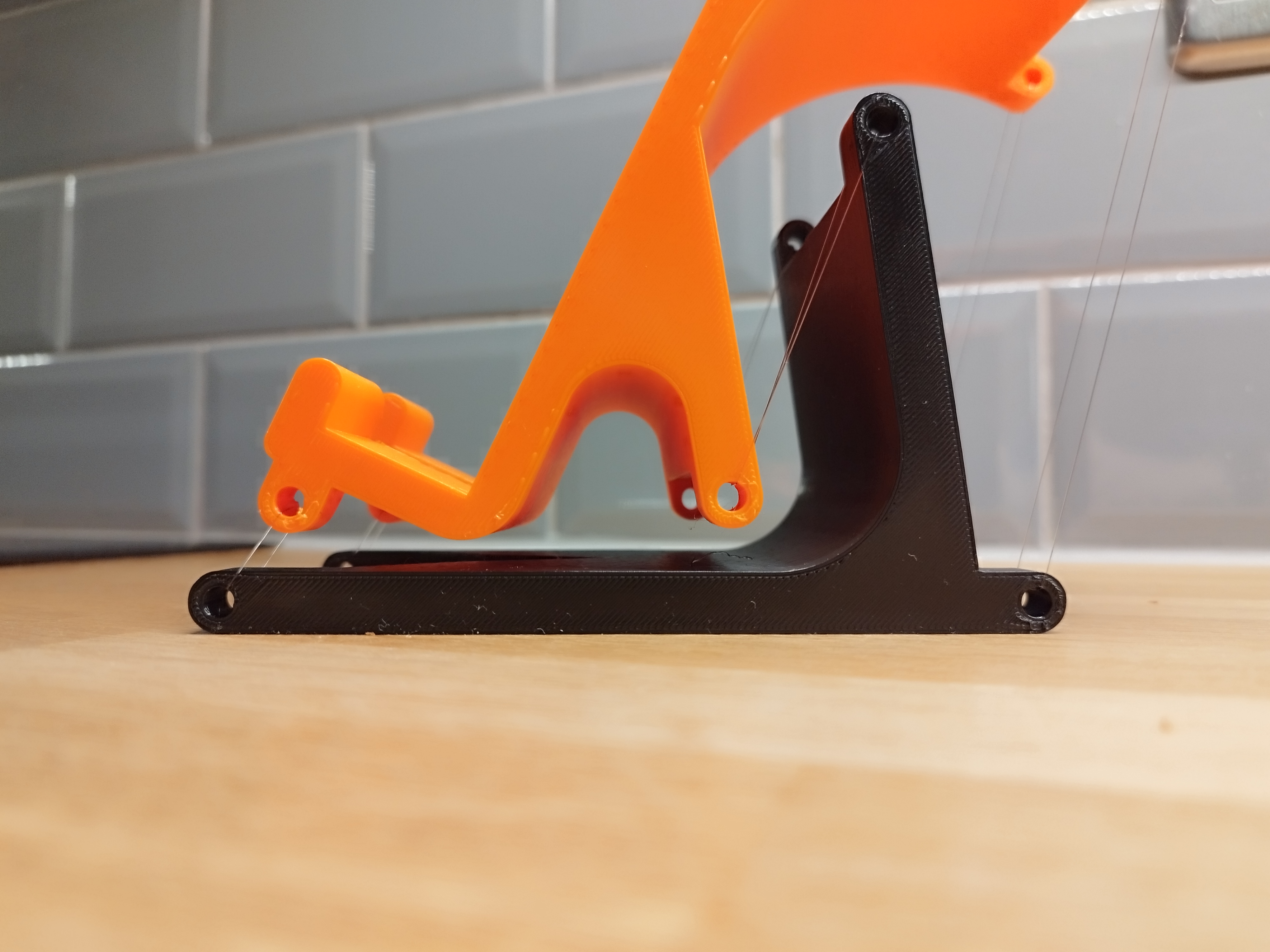 Miniatura 5 do modelo 3D Floating Phone Holder
