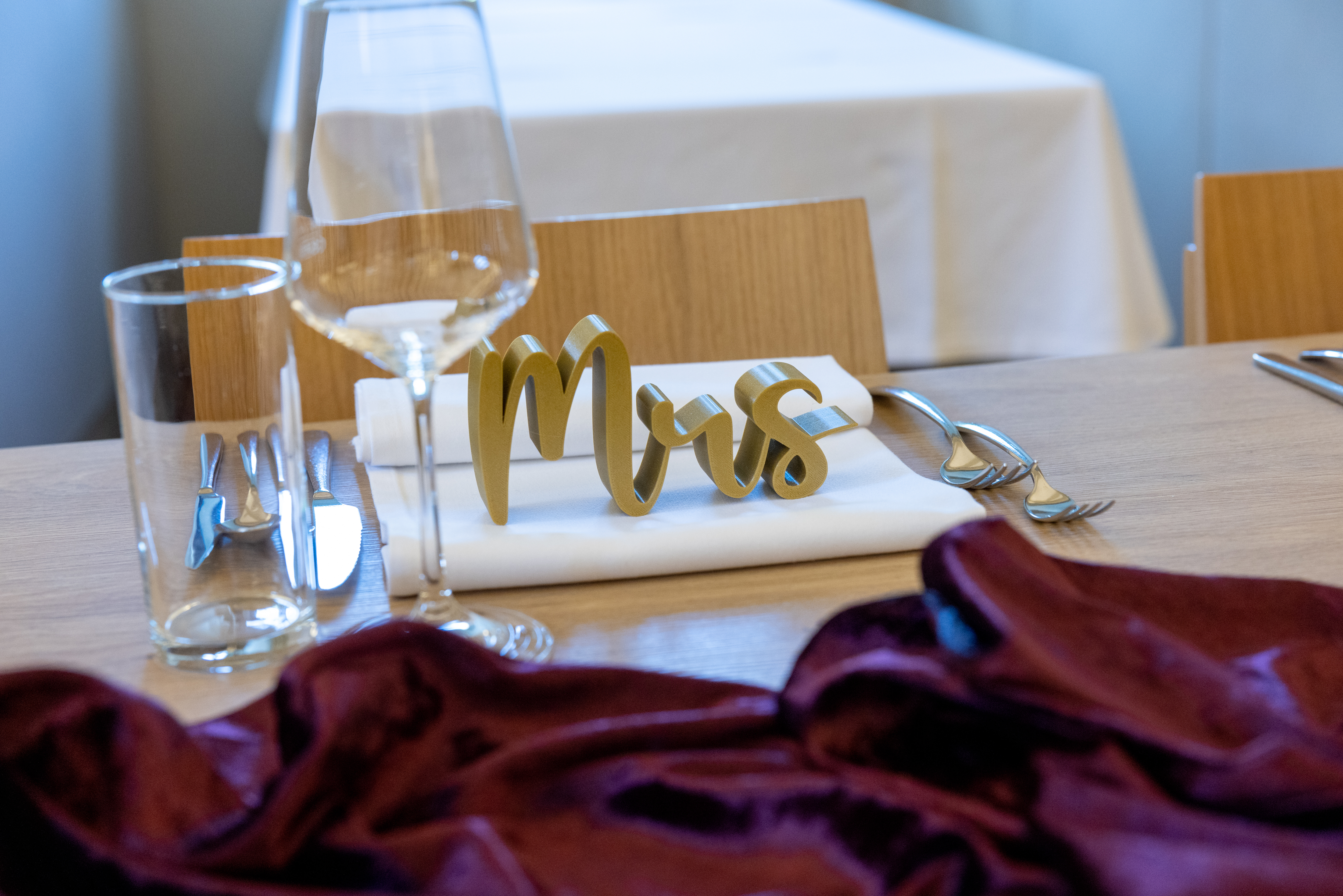 MR & MRS  Wedding Table Marker