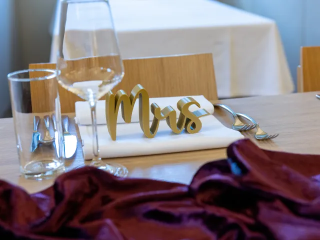 MR & MRS  Wedding Table Marker