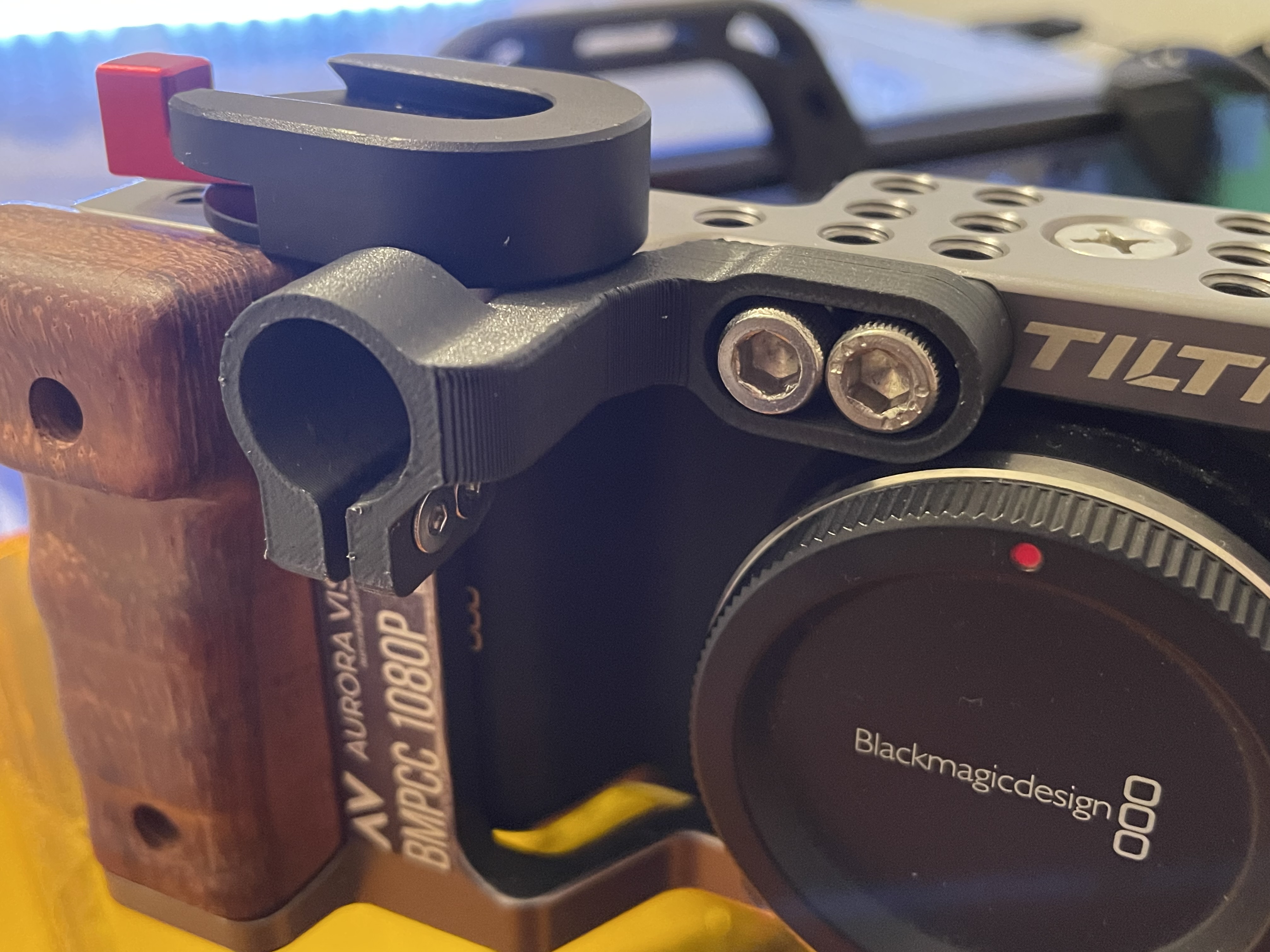 Tilta BMPCC OG Cage 15mm Rod Mount by Ash | Download free STL model ...