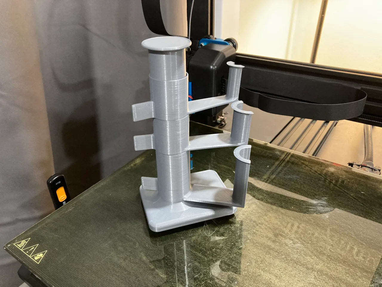 Mini / Small Measuring Tape Desk Mount - Works with Many Brands or  Suggest-A-Slot cutout. by oriddlero, Download free STL model