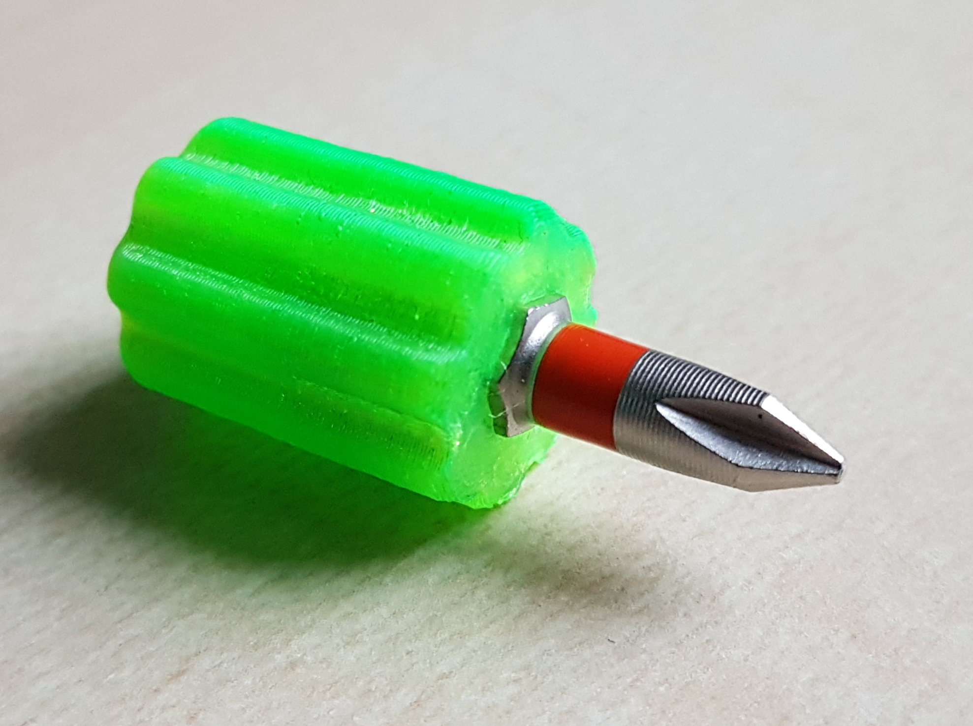 Ultra miniature screw driver