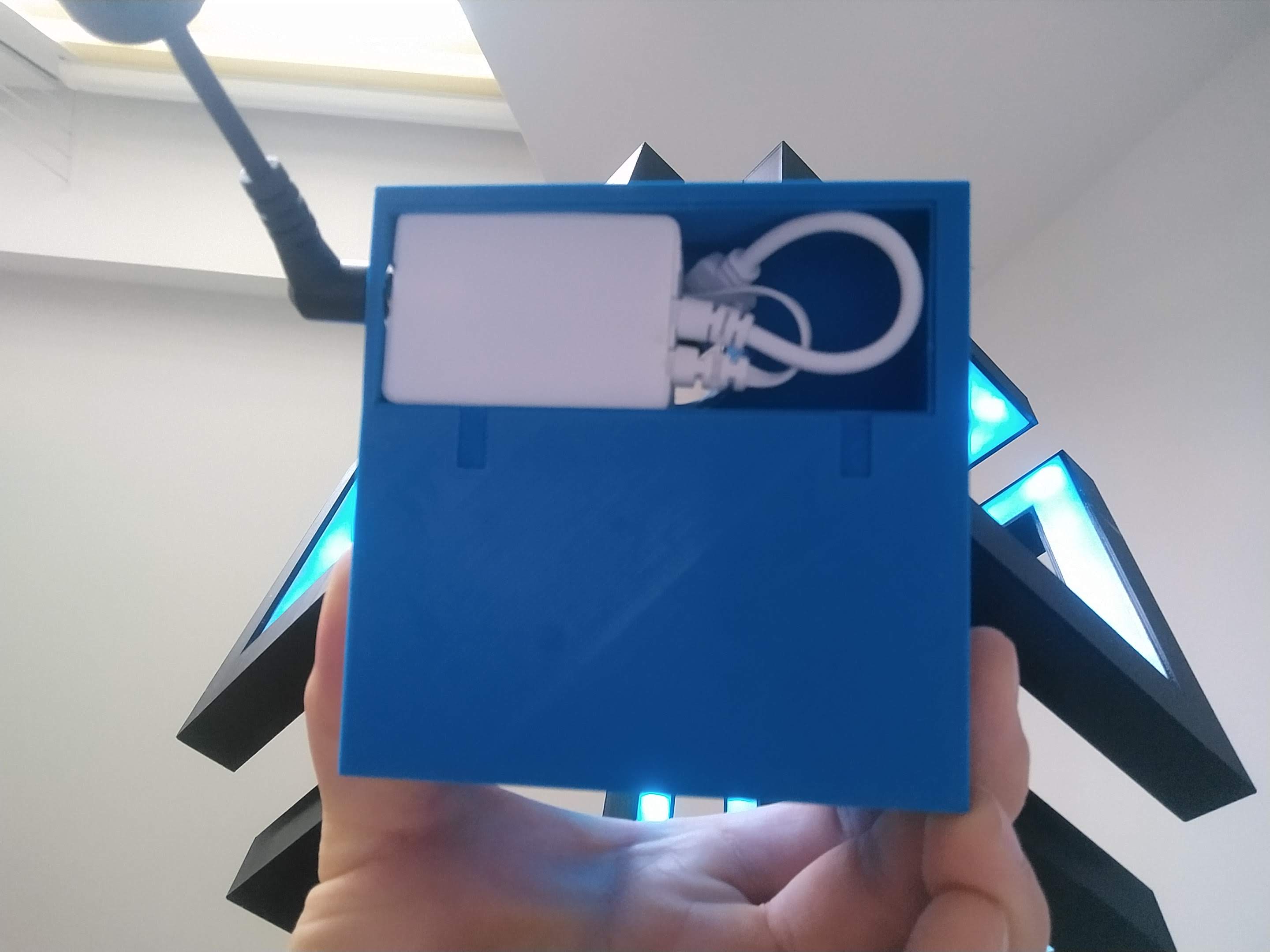 Miniatura 3 do modelo 3D Stand for Infinity Cube Light