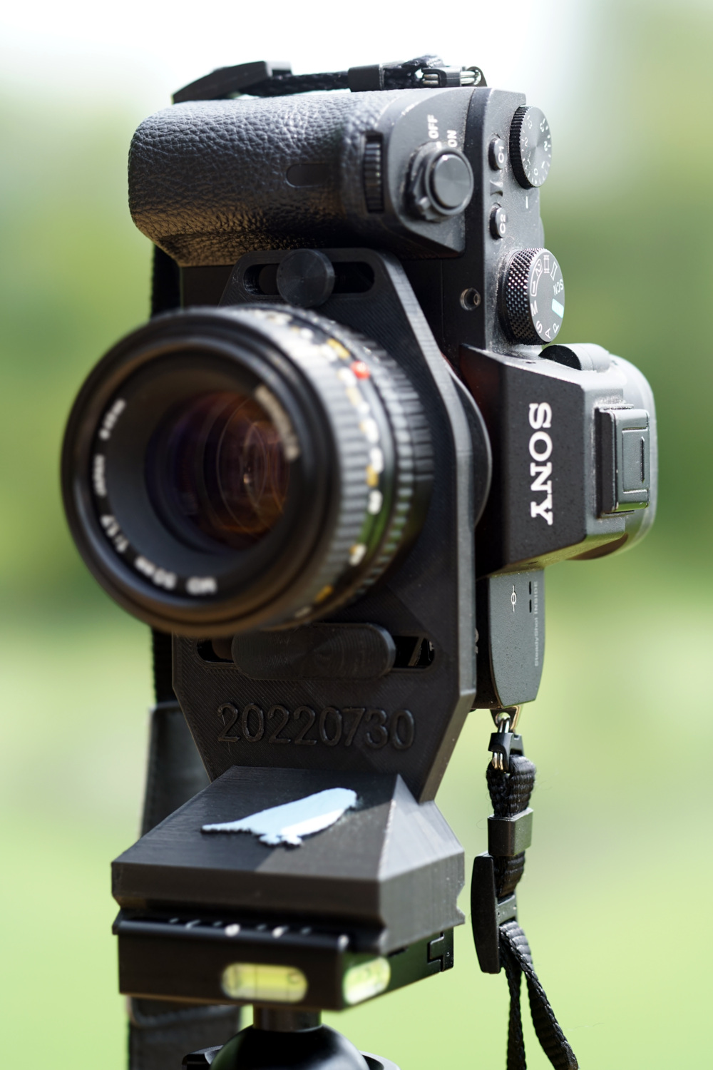Arca Budgie Sony A7-series Shift-and-Stitch Adapter