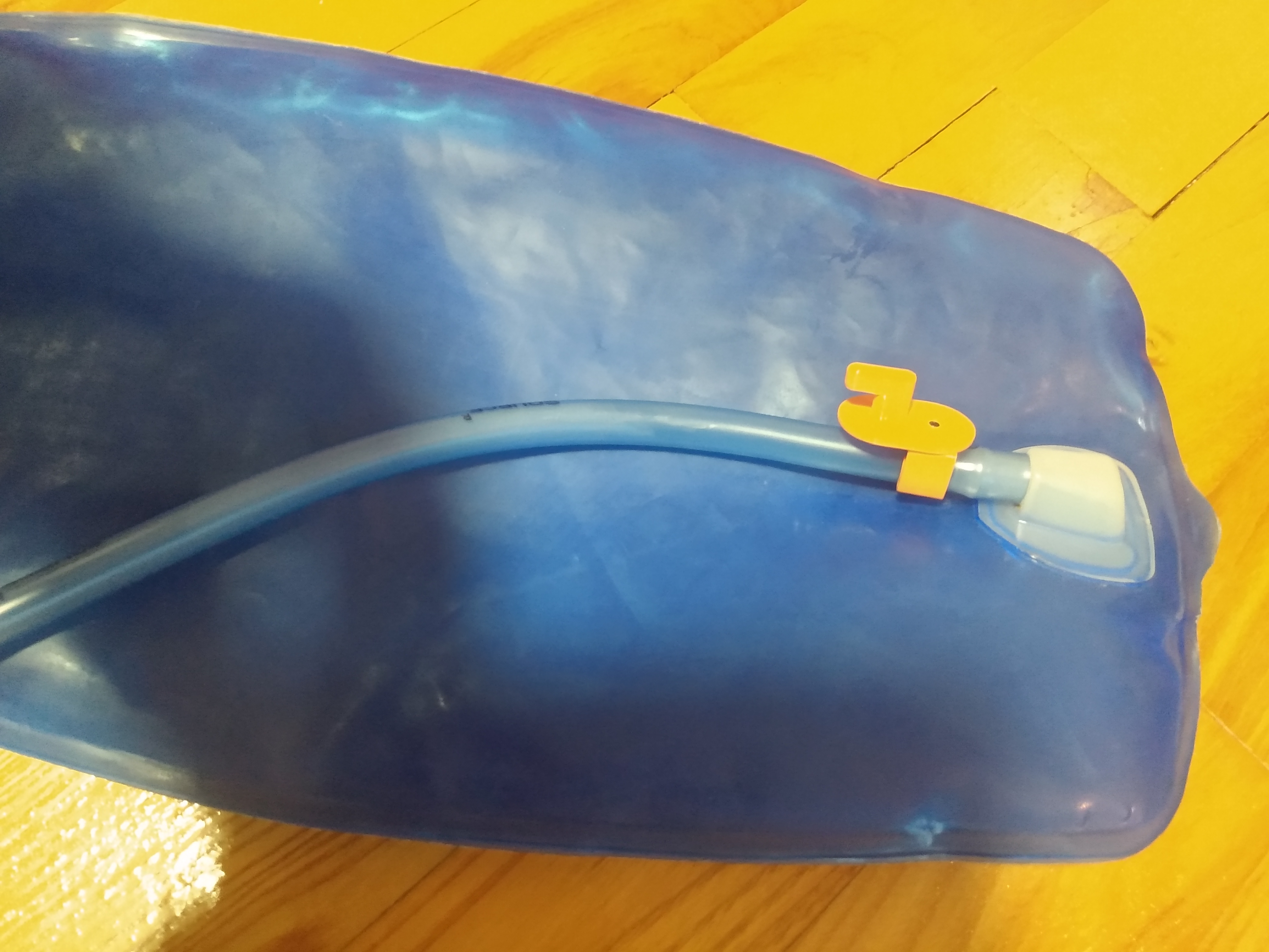 Skadis hydration bladder drying mount by GabC Download free STL model