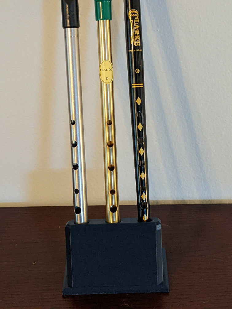 Tin Whistle Stand by maikeru Download free STL model