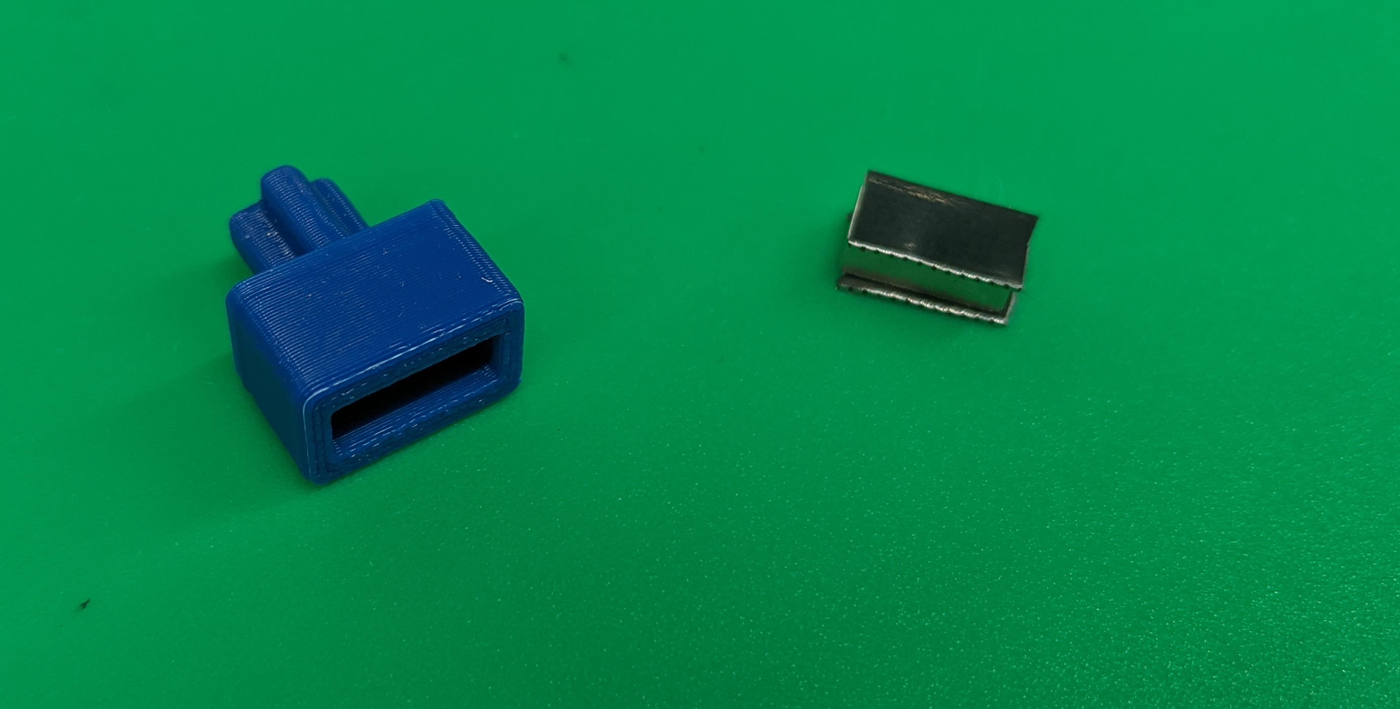 Pegboard Clip by Klave Download free STL model