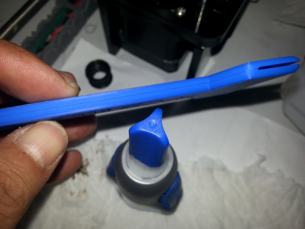 Printer Bed Scraper for Replaceable Printed Blades (Two-piece handle version) — miniatura 2