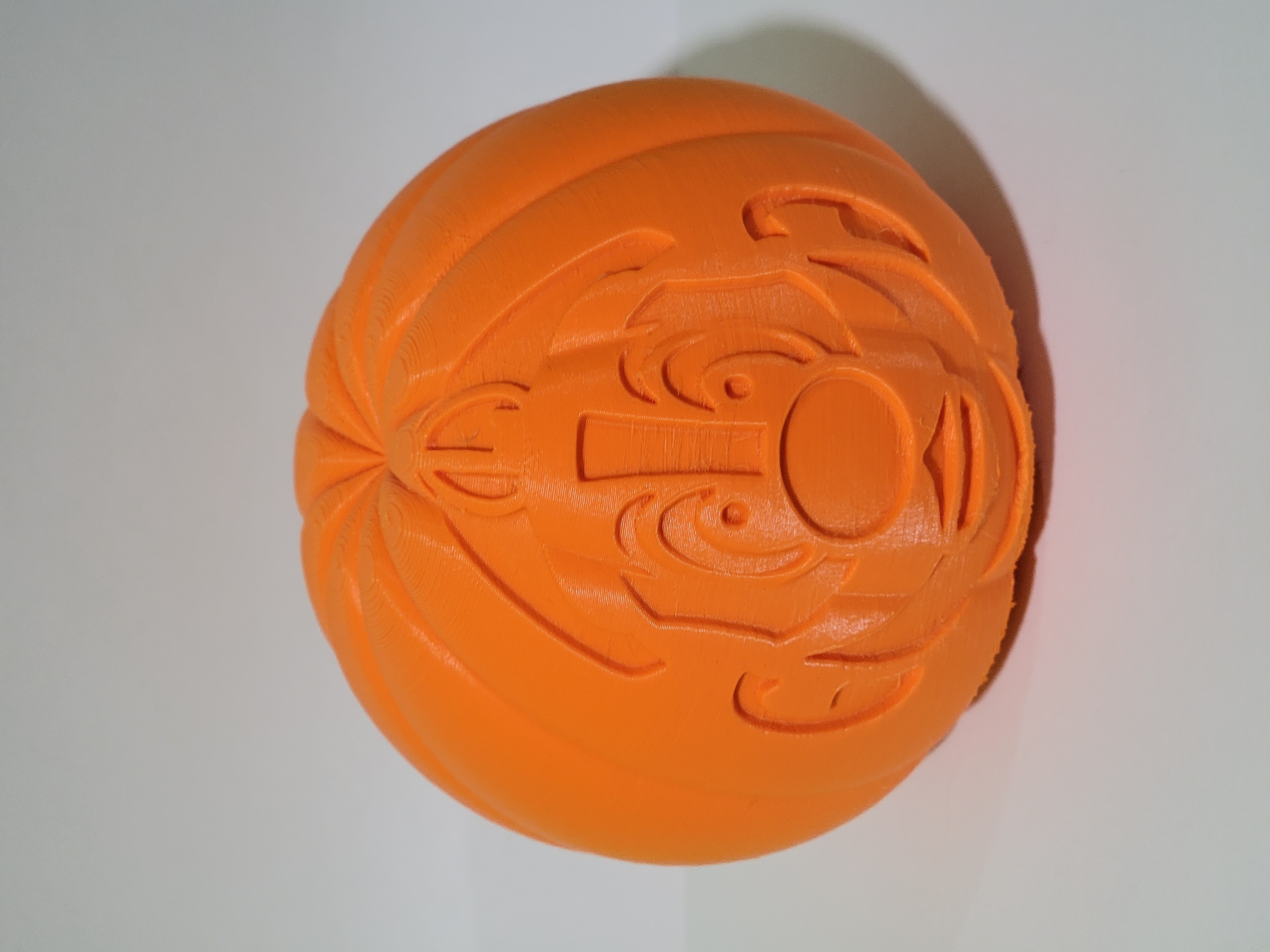 Miniatura 2 do modelo 3D Pumpkin Face Luigi