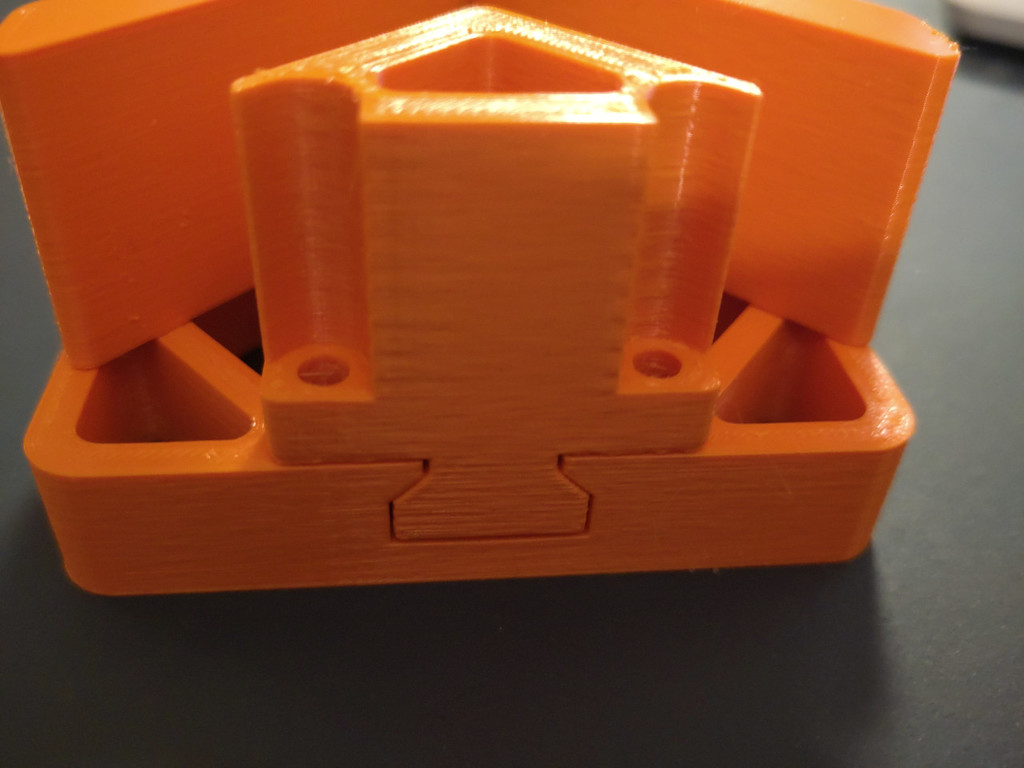 Miniatura 3 do modelo 3D corner clamp remix