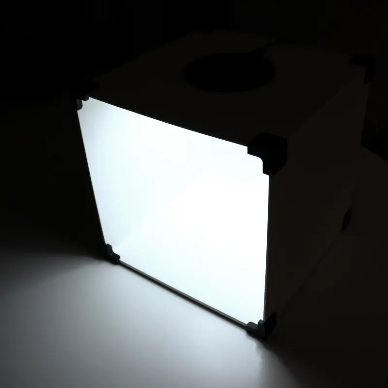 Photo studio lightbox with built-in lighting by goodjobswe