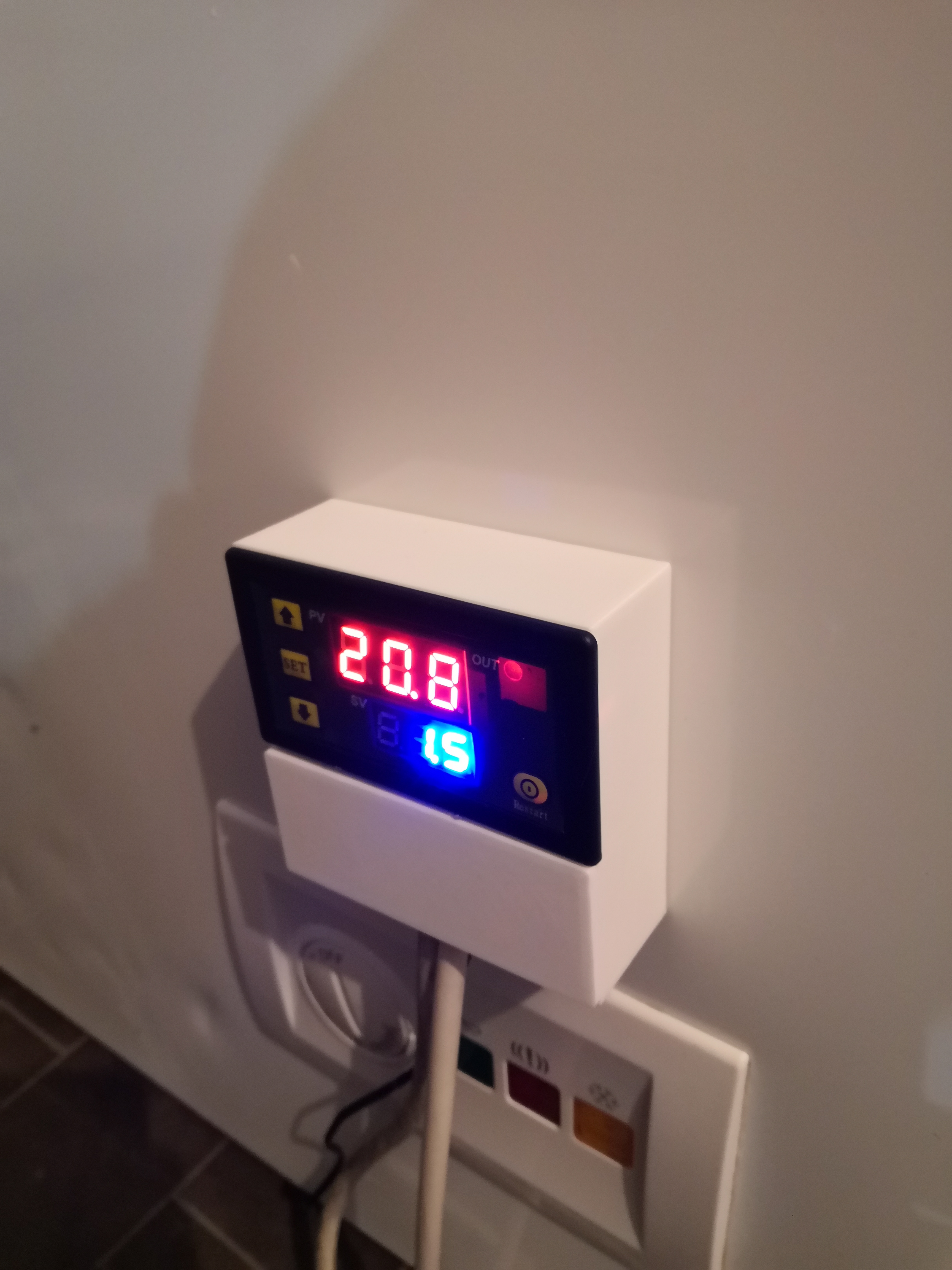 W3230 Temperature controller housing