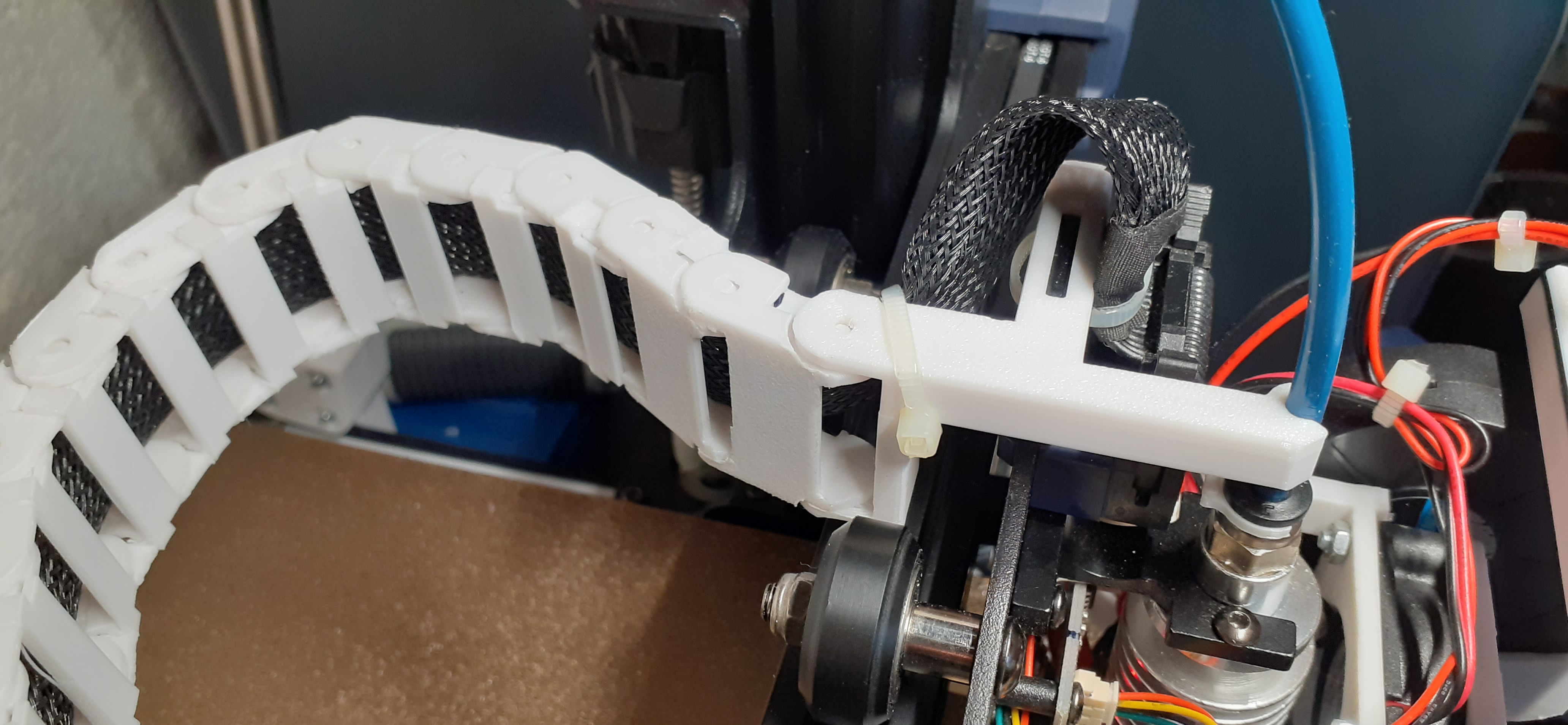 Combined Chainlink & Bowden-Holder for Anycubic Vyper
