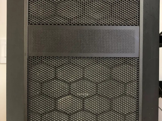 5.25in Drive Bay Cover Panel (CD / DVD Drive)