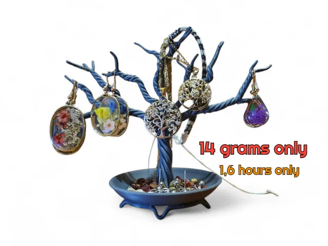 Jewelery tree - jewelry hanger in a wooden shape