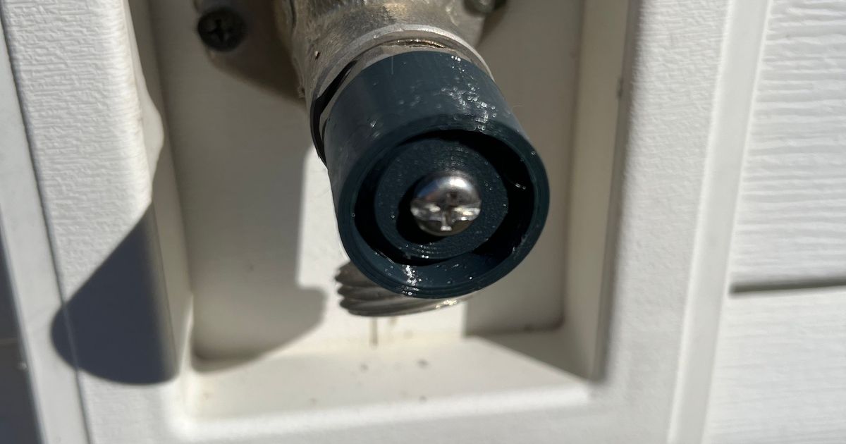 Water Spigot Spinning Non Functional Handle by Yimir Download free