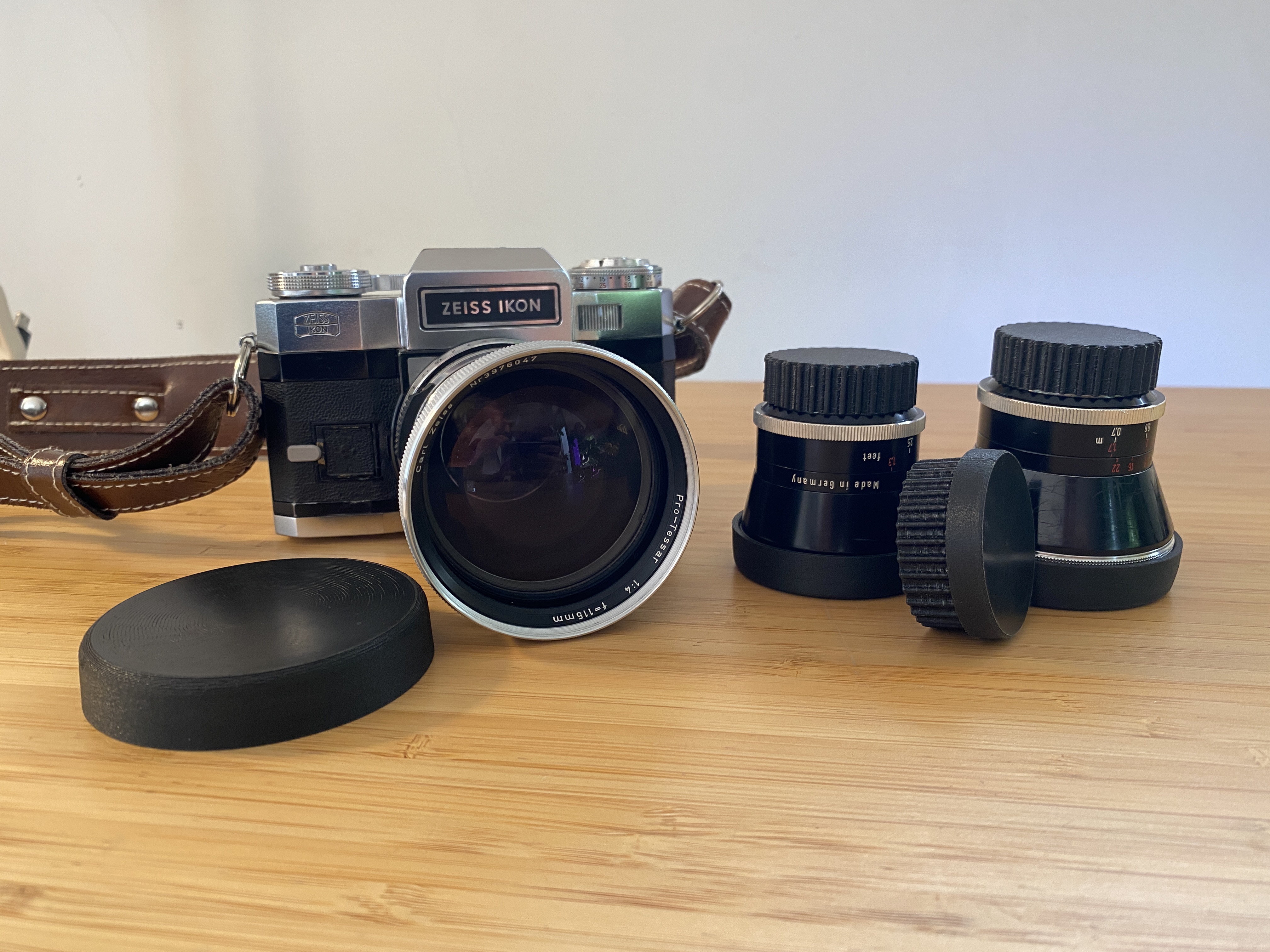 Contaflex Zeiss Ikon Pro-Tessar Lens caps