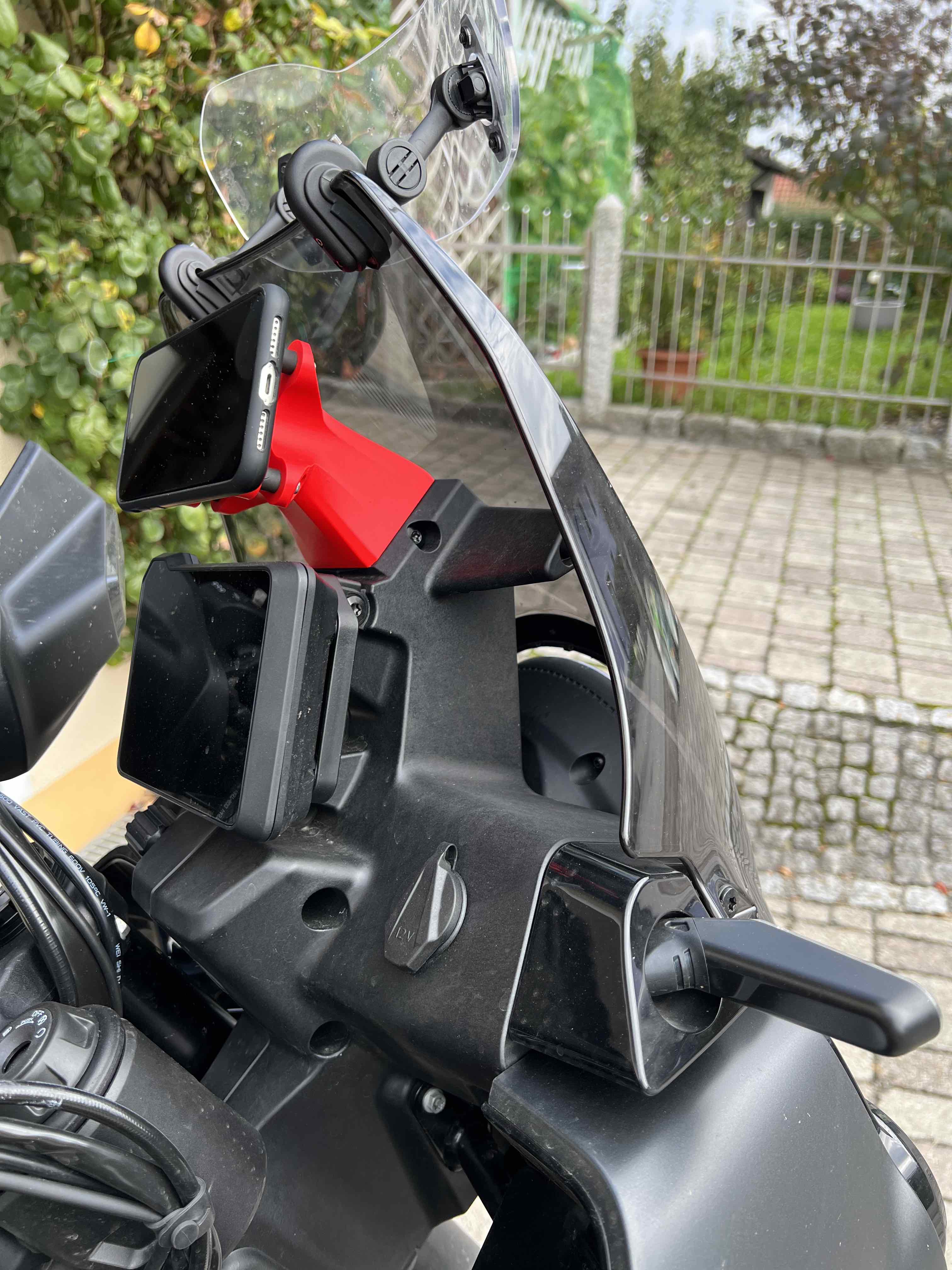 Husqvarna Norden 901 SP connect phone mount by Bob | Download free STL ...