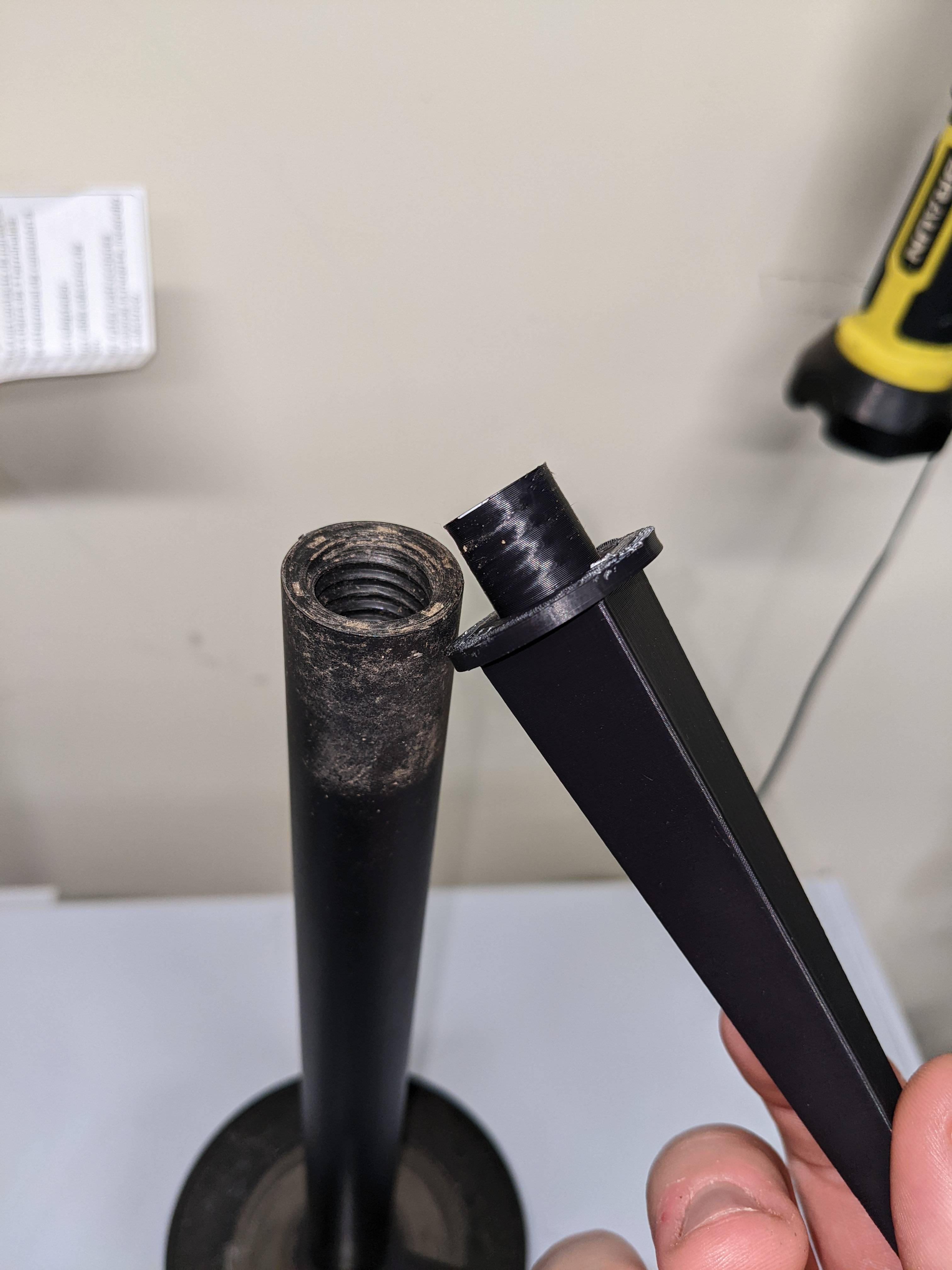 Solar Light Stake by Cameron Carranza Download free STL model