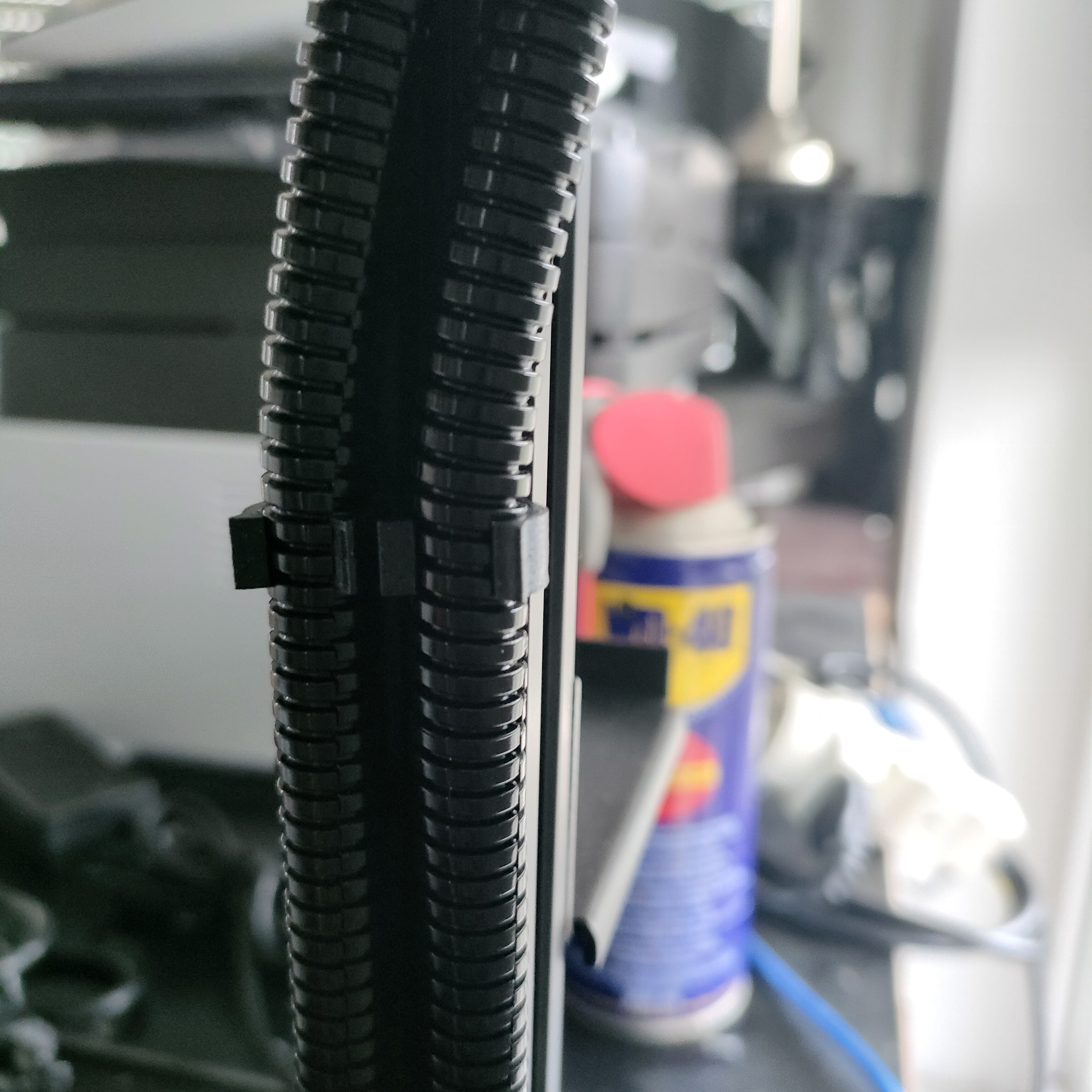 Cable management for Sapphire Pro
