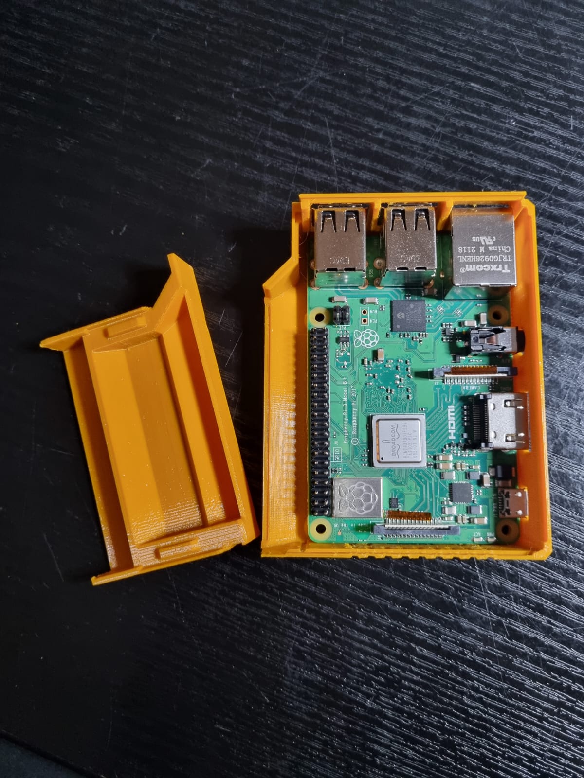 Sidekick64 Cartridge Case Lower part optimized for print with less