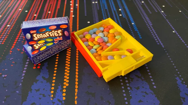 Dispenser for Smarties Mini