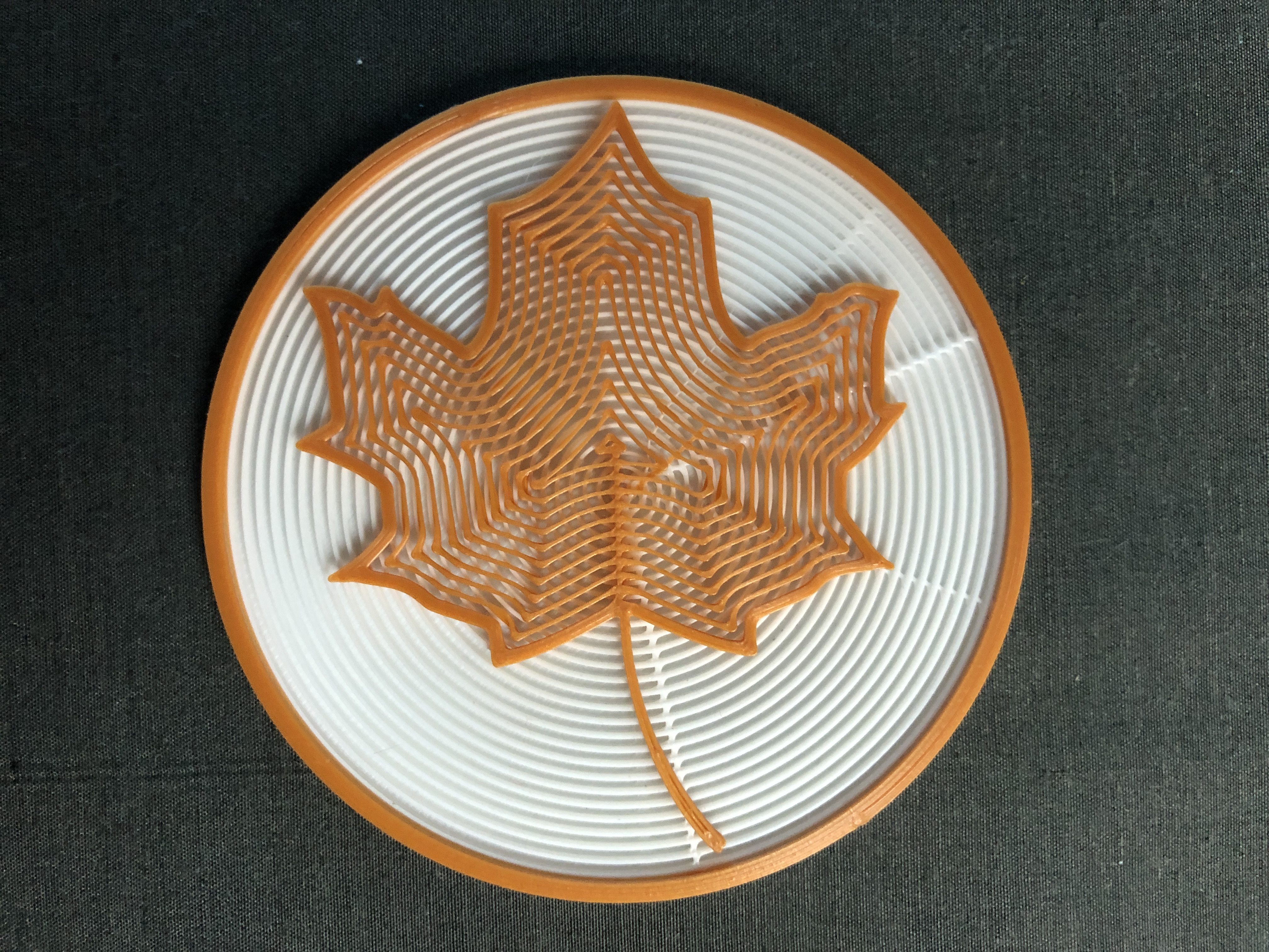 Miniatura 2 do modelo 3D MAPLE LEAF COASTER