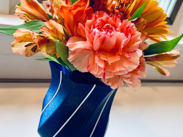 Septa-Twist Inlay Vase
