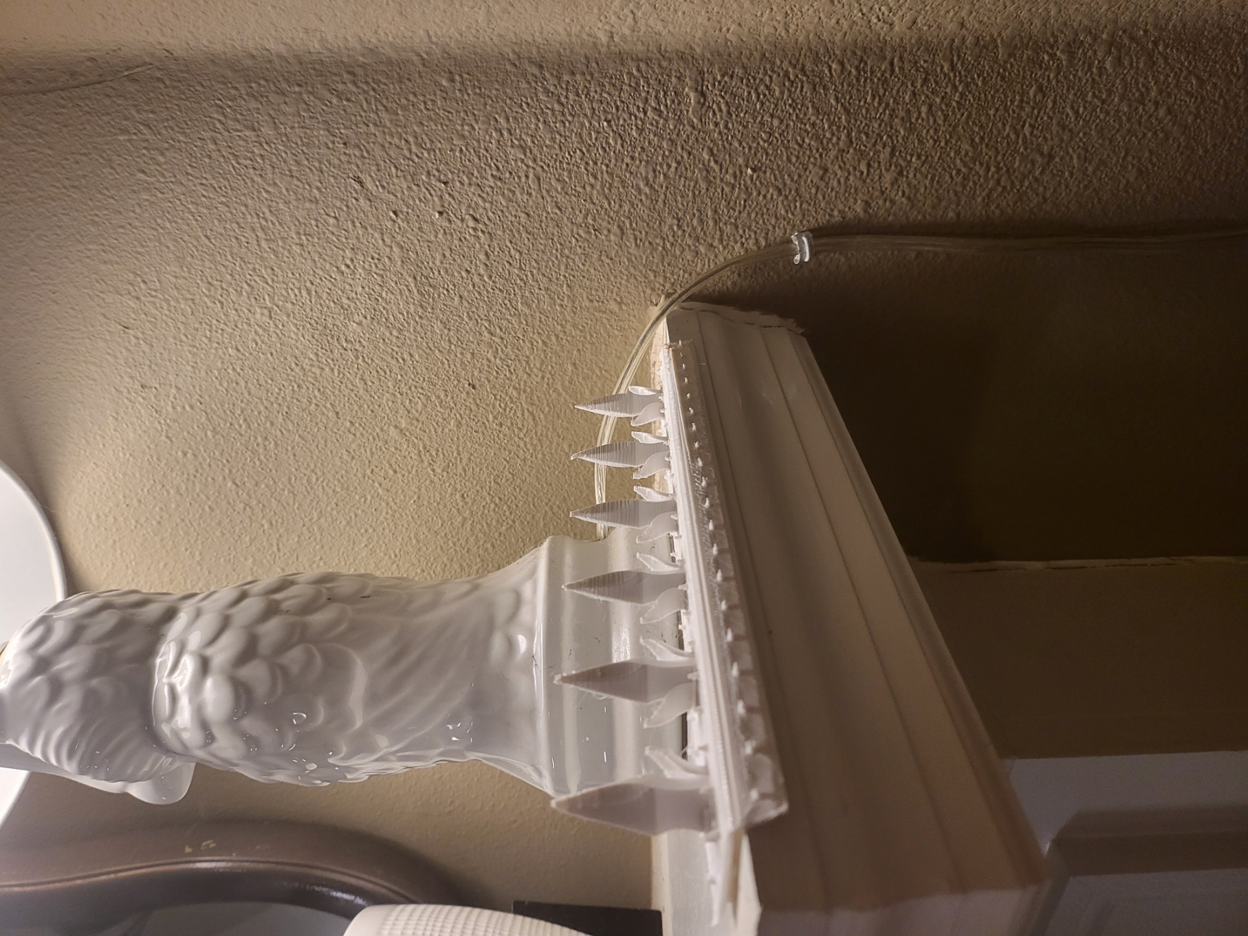 Fleur de Spikey - Shelf Spike Cat Deterrent