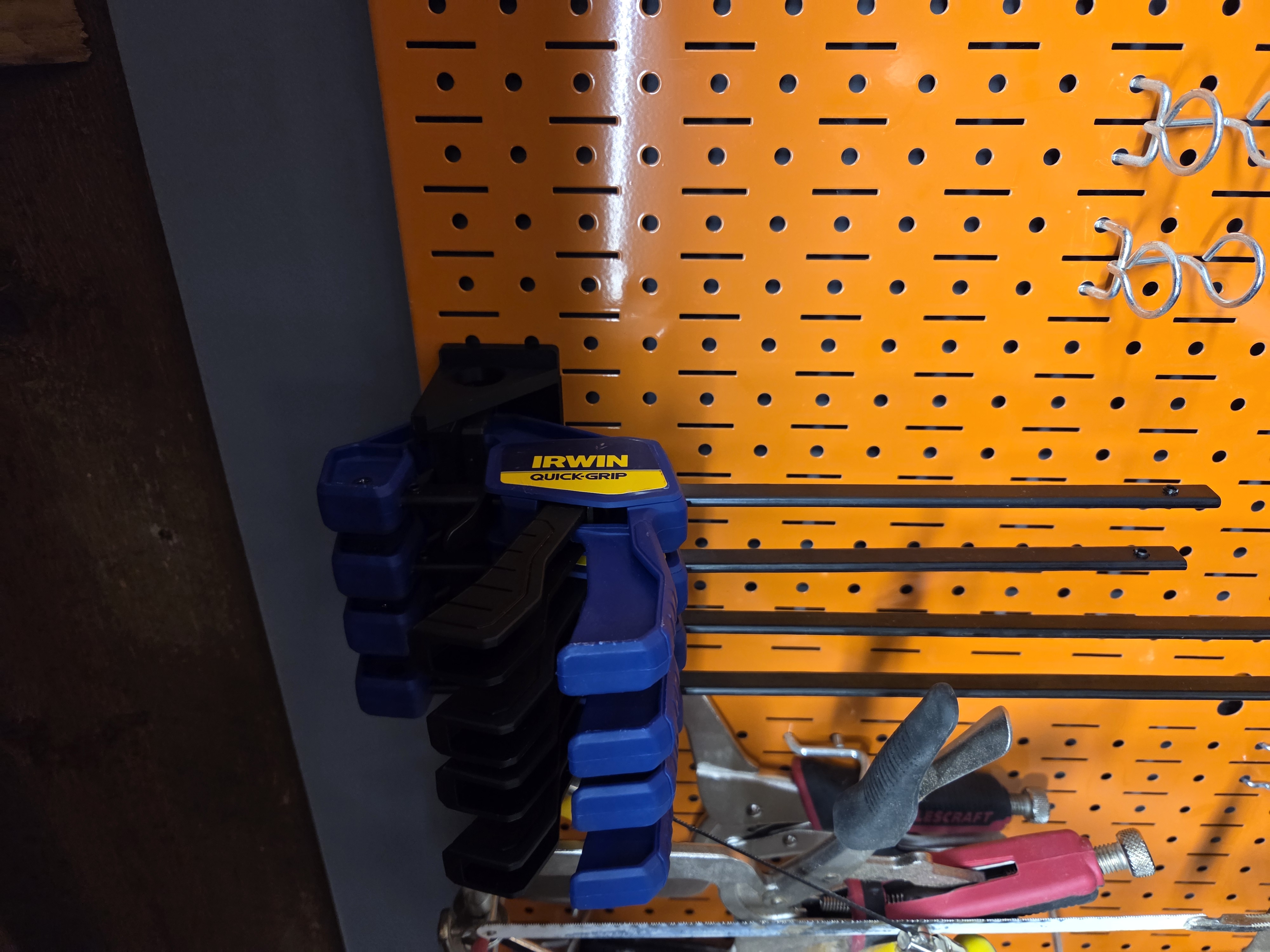 Irwin Quick Clamp Holder for DDD Wall Control System