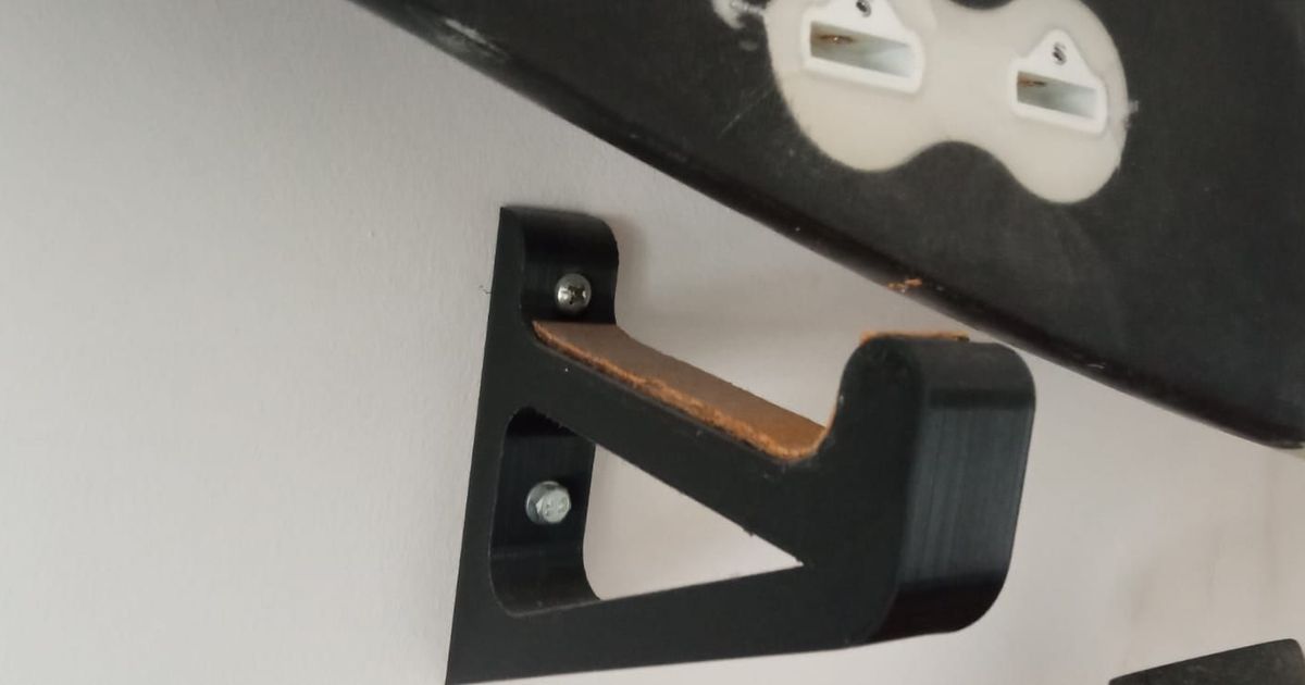 Surfboard and Skateboard wall holder by Manel Tanqueiro Download free