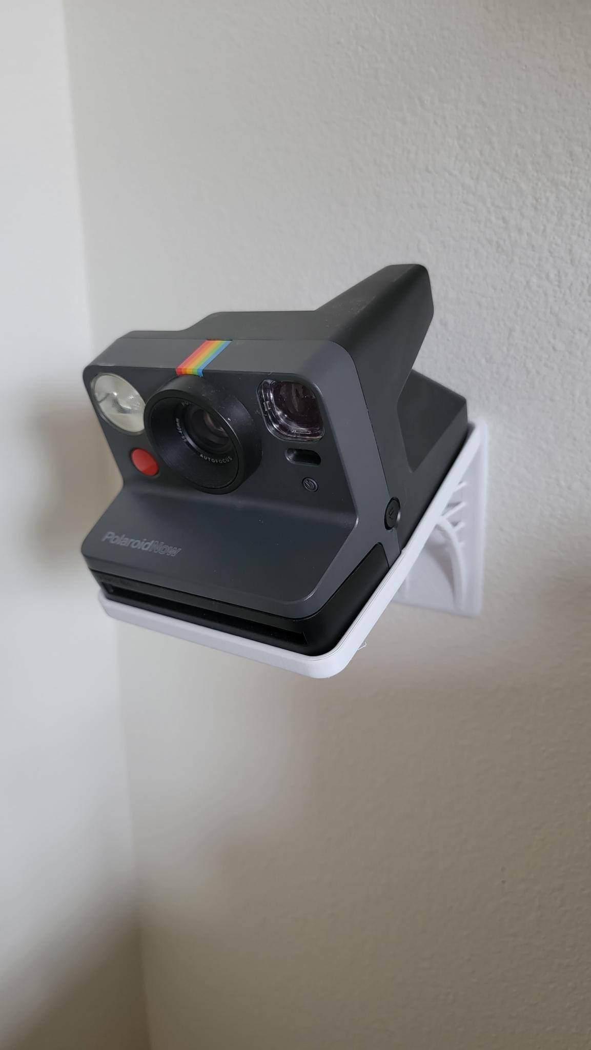 Polaroid Now wall mount