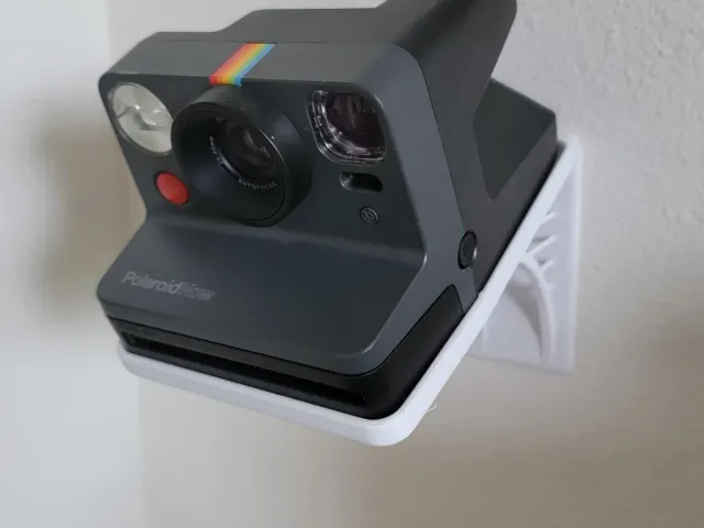 Polaroid Now wall mount