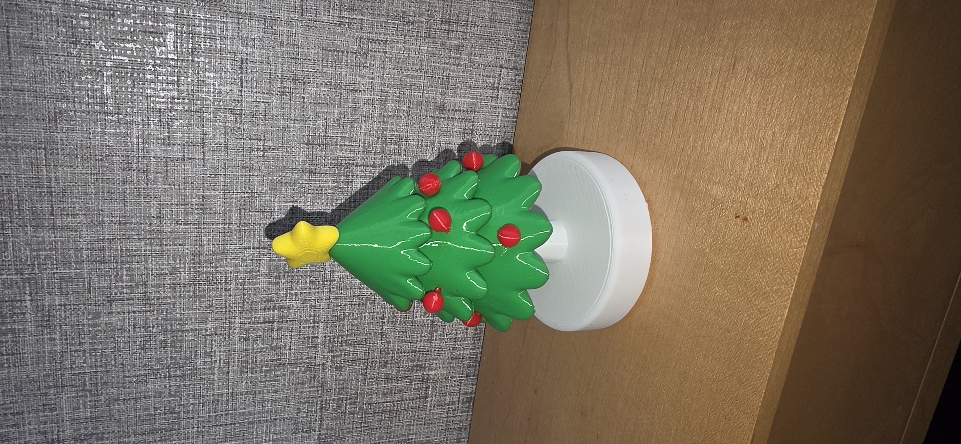 Cartoon style christmas tree