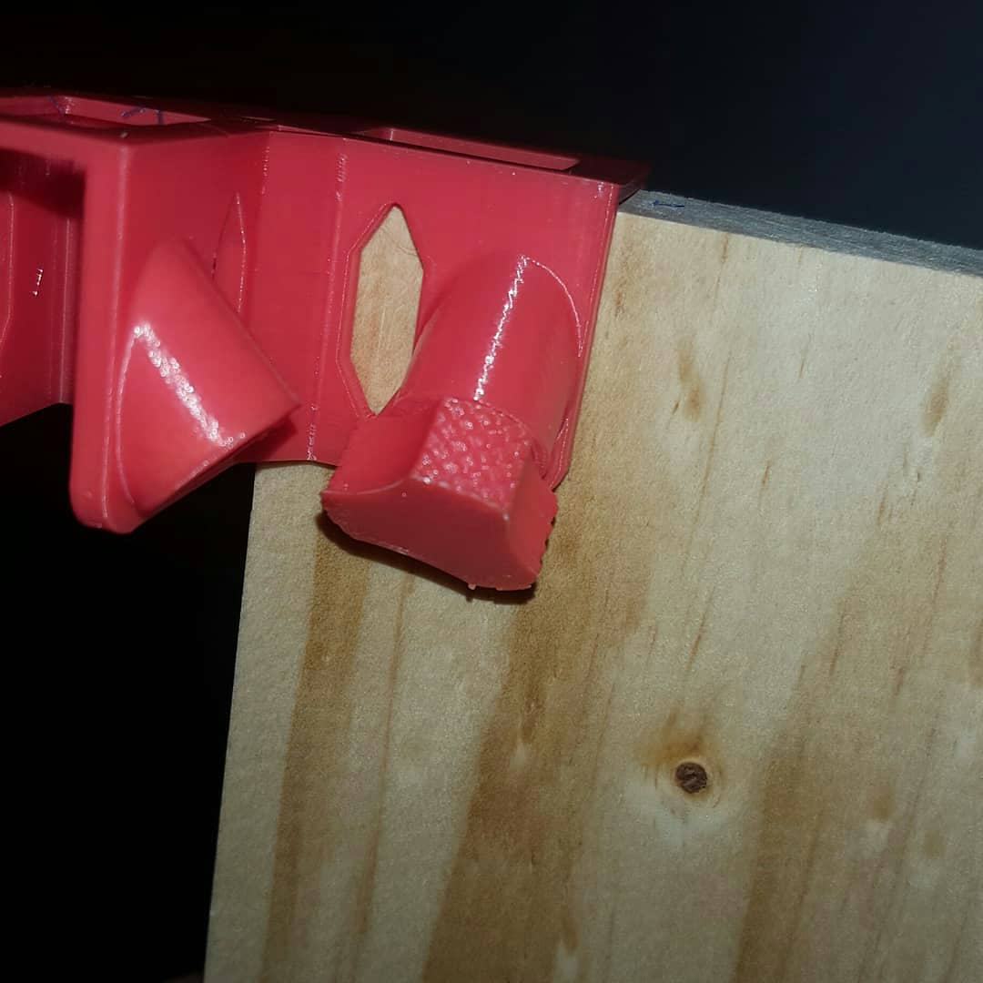 Shelf clip no drill required easy assembly for 8/10/12mm board