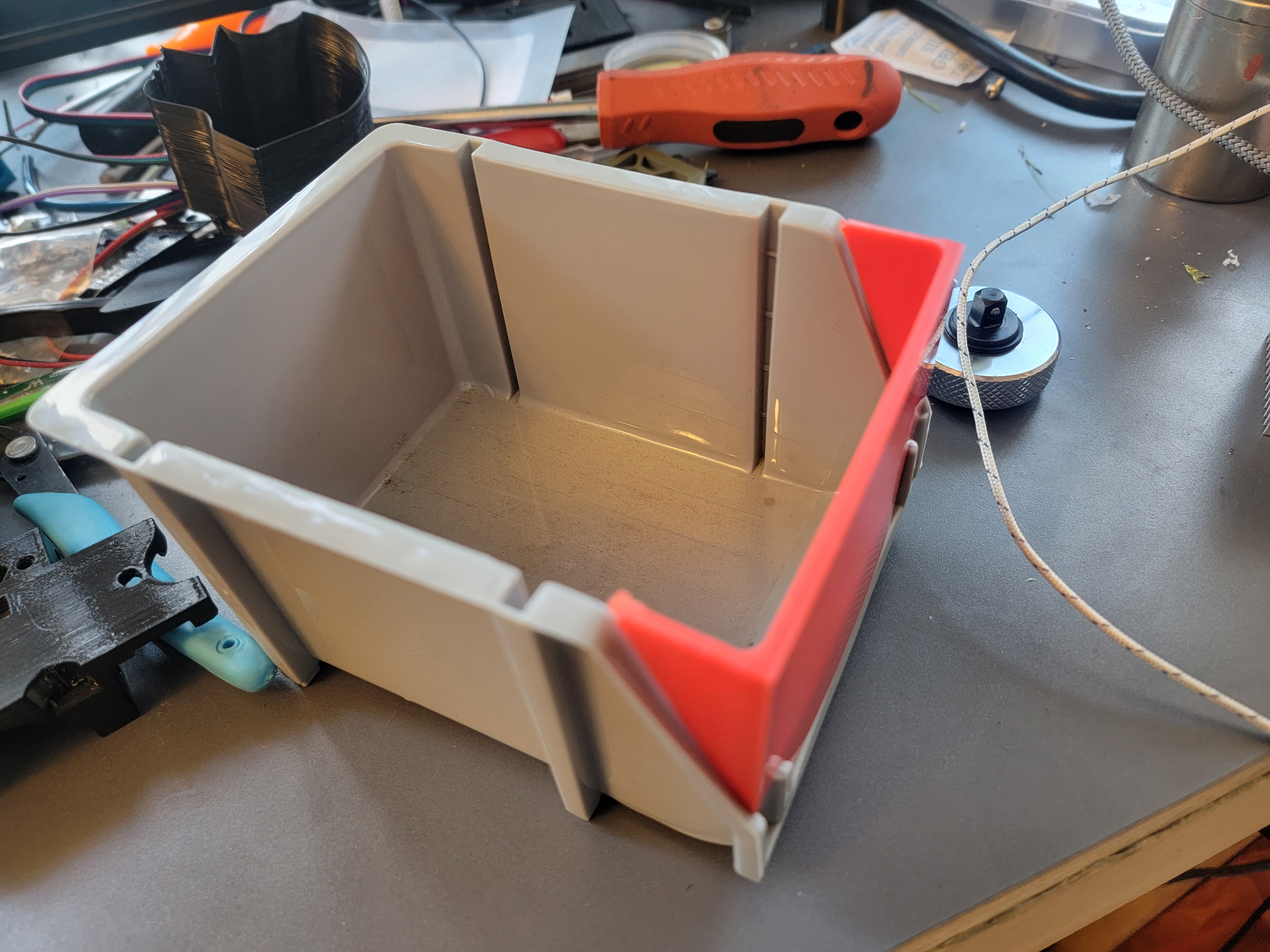 Harbor freight/Storehouse small bin barrier