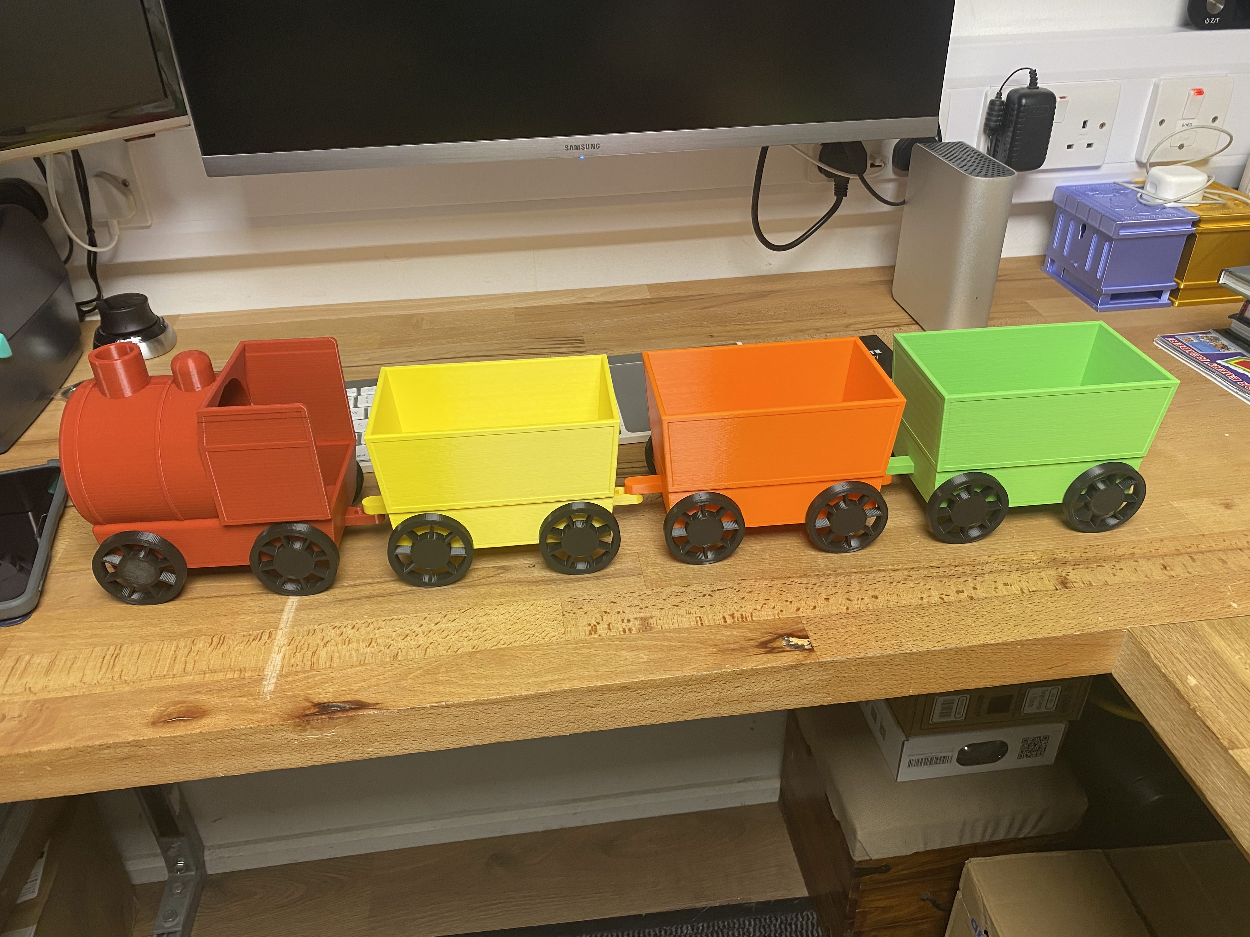 Miniatura 3 do modelo 3D Toy Train