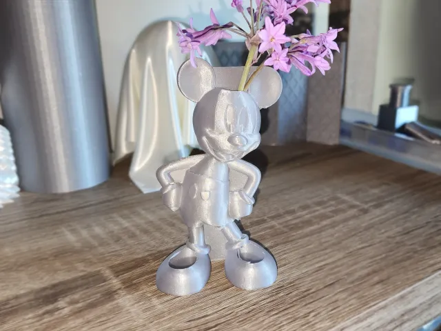 Mickey Mouse Vase 🐭
