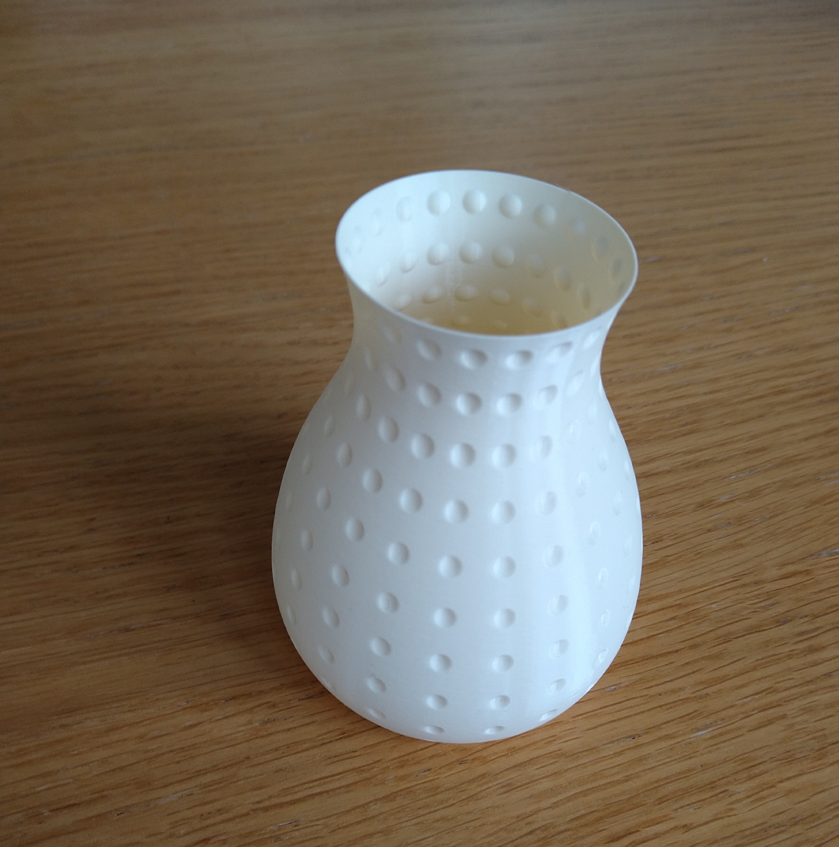 Vase with dimples, vase mode
